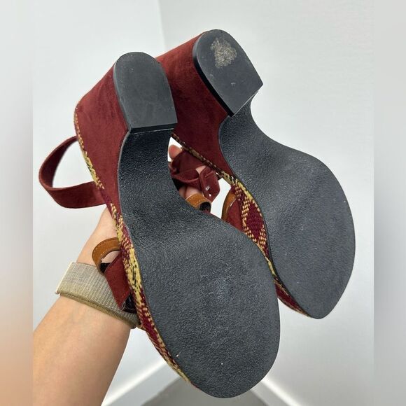 Robert Clergerie Burgundy Red Suede Plaid Platform Strappy Heel Sandals Size 39 - Picture 6 of 11